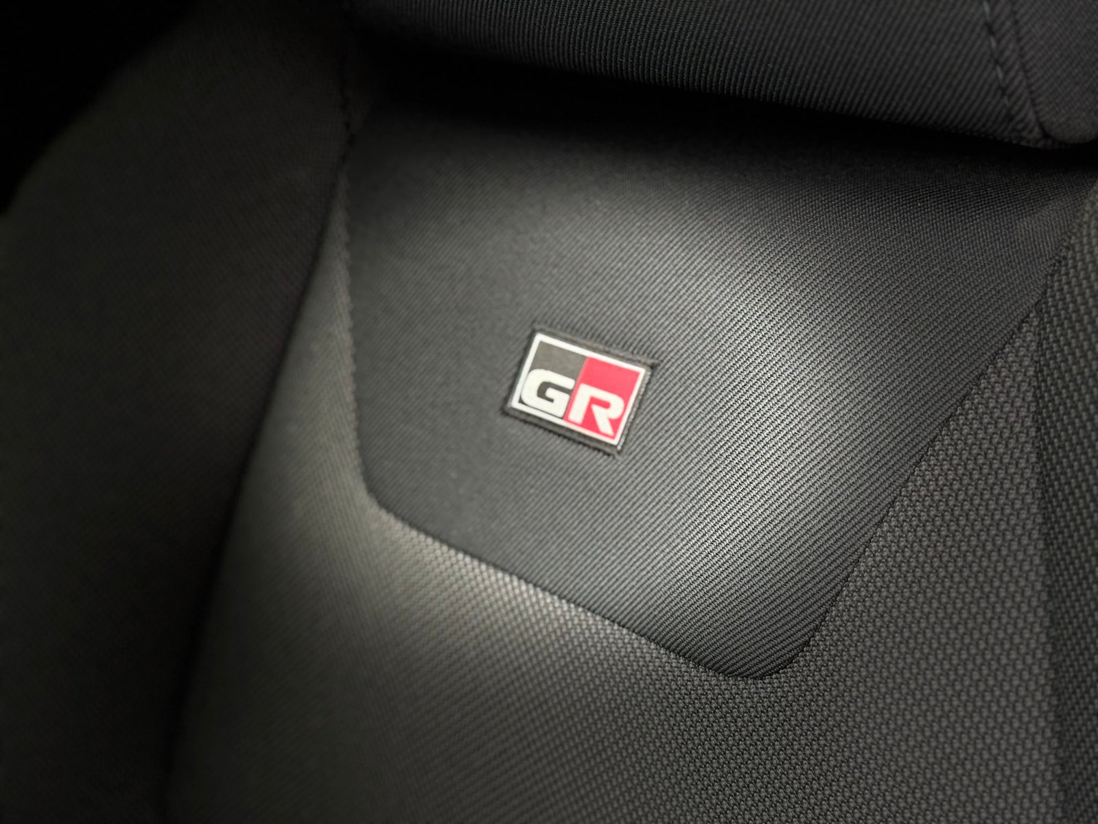 Toyota C-HR GR SPORT 2021