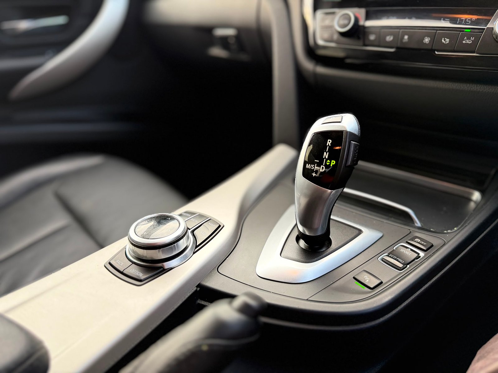 BMW 3 Series SE 2017