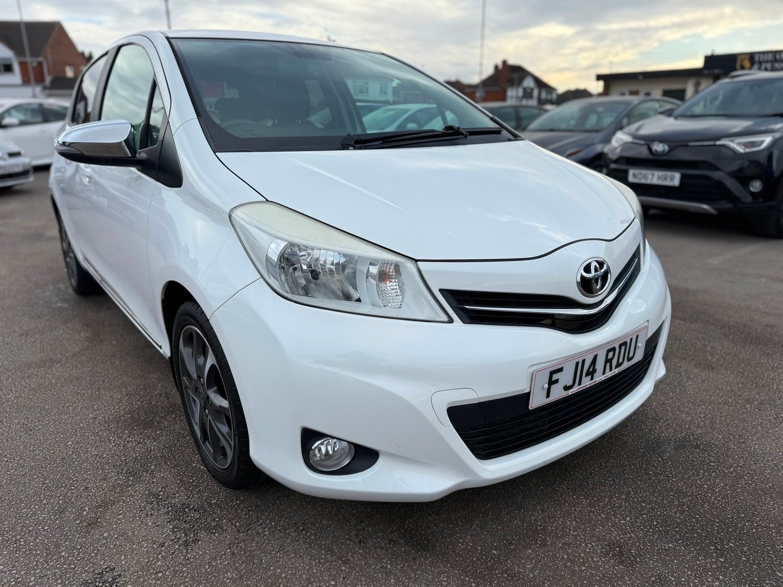 Toyota Yaris Trend 2014