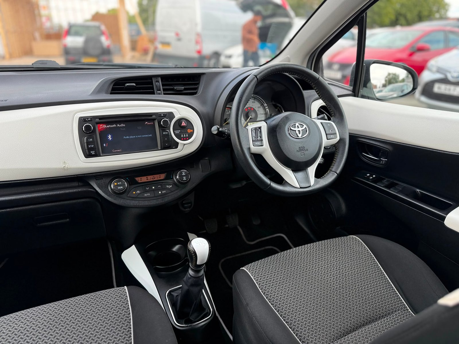 Toyota Yaris Trend 2014