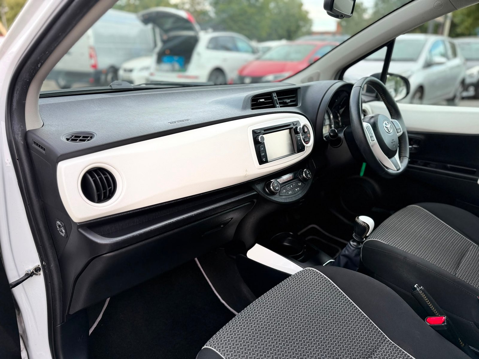 Toyota Yaris Trend 2014