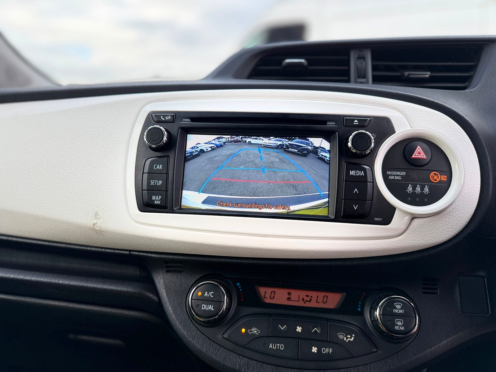 Toyota Yaris Trend 2014