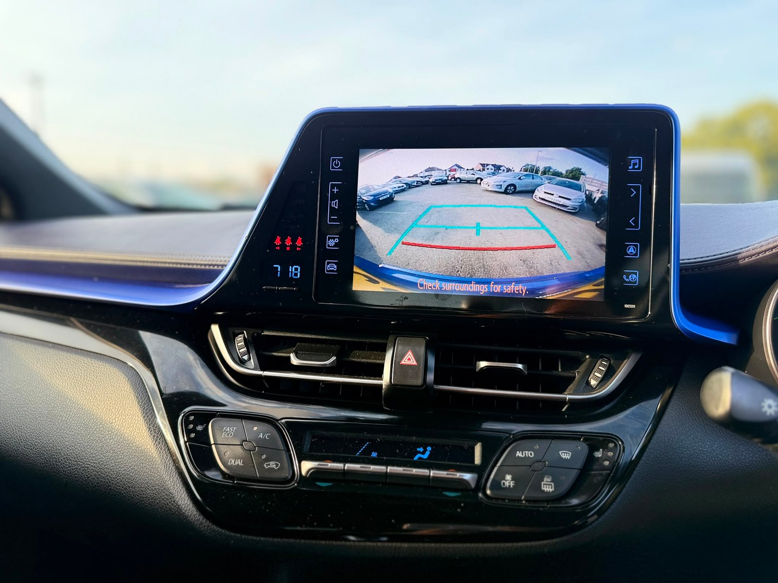 2017 Toyota C-HR Dynamic