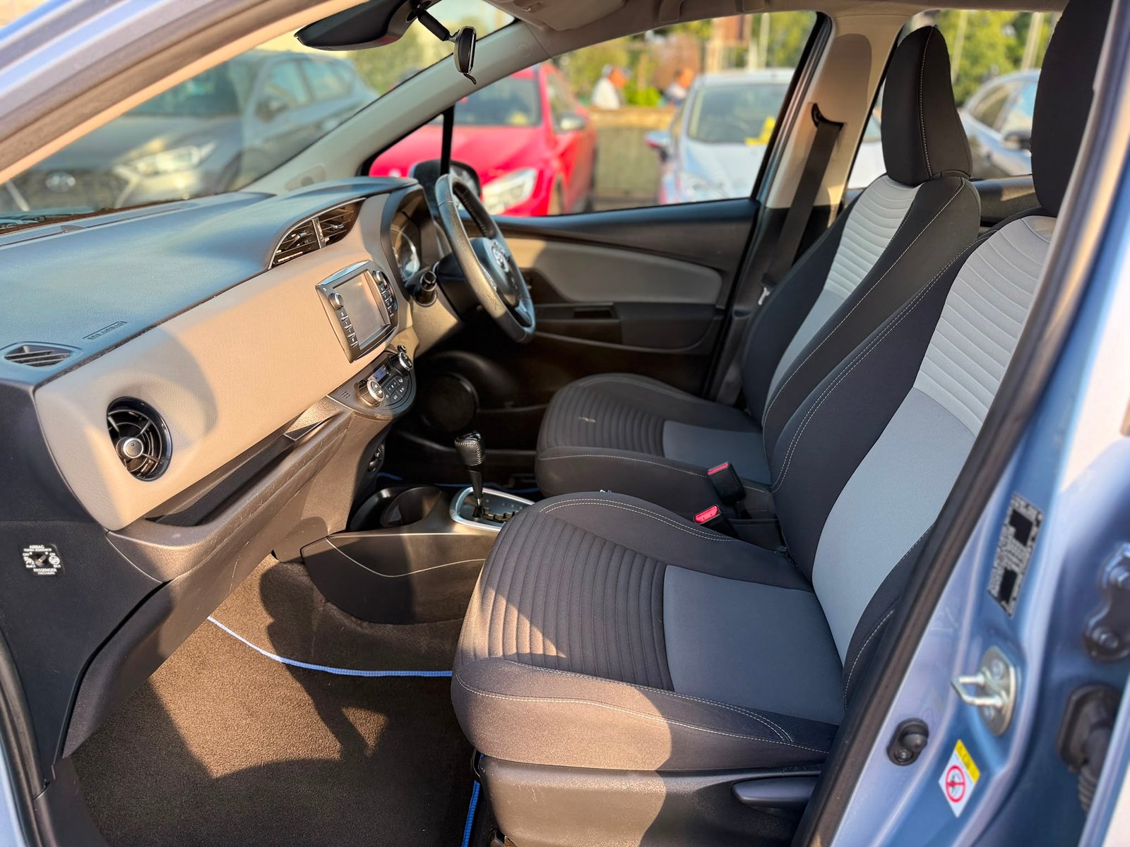 Toyota Yaris Icon Tech 2017