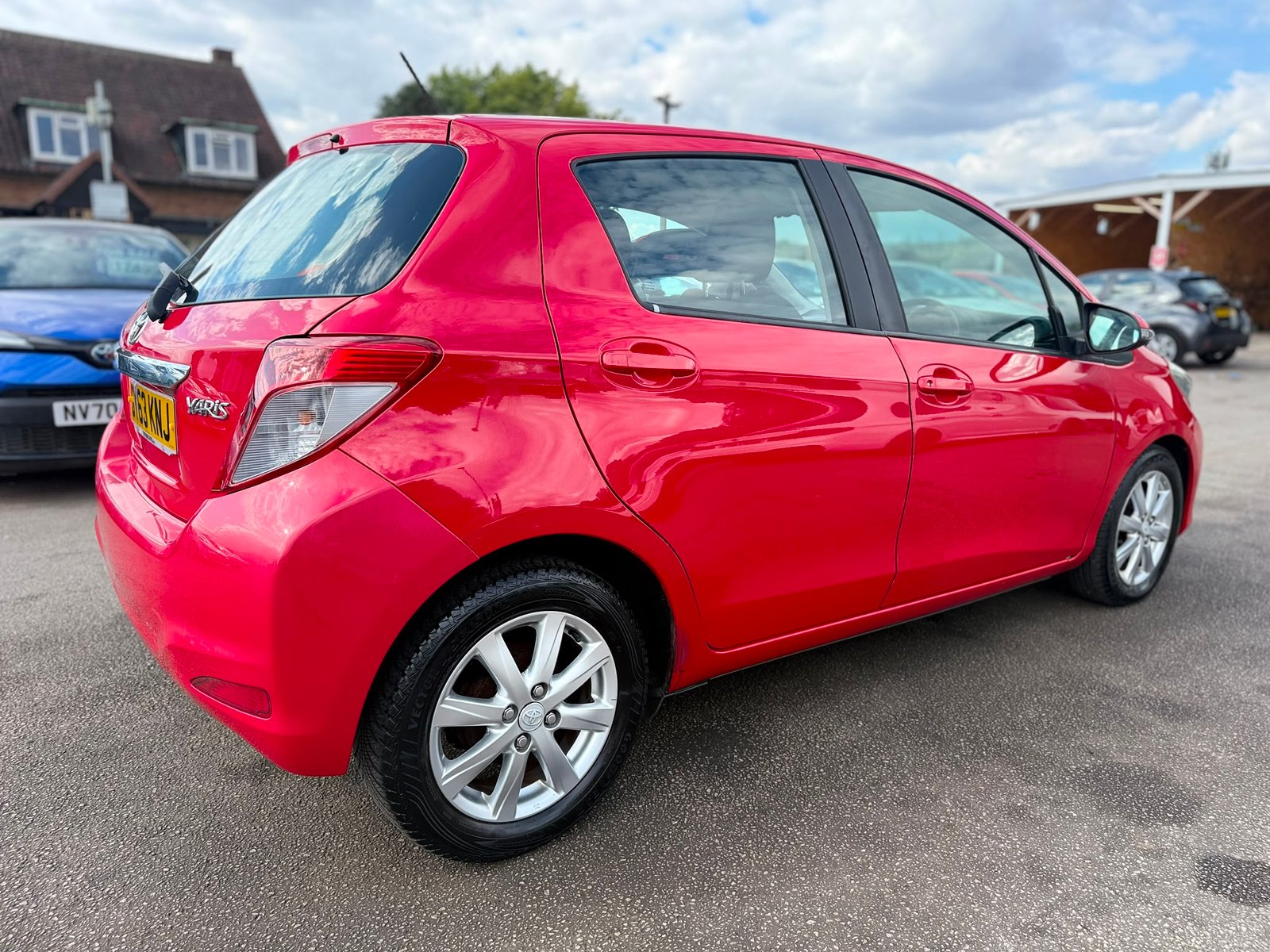Toyota Yaris TR-2013