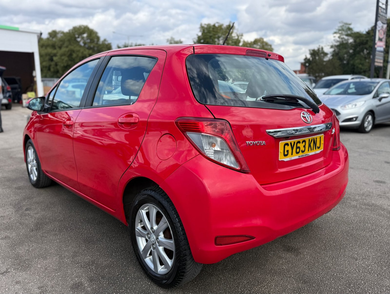 Toyota Yaris TR-2013