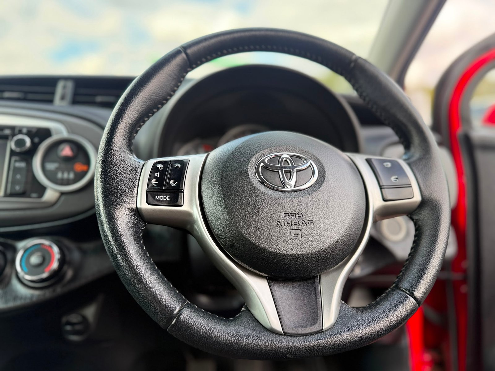Toyota Yaris TR 2013