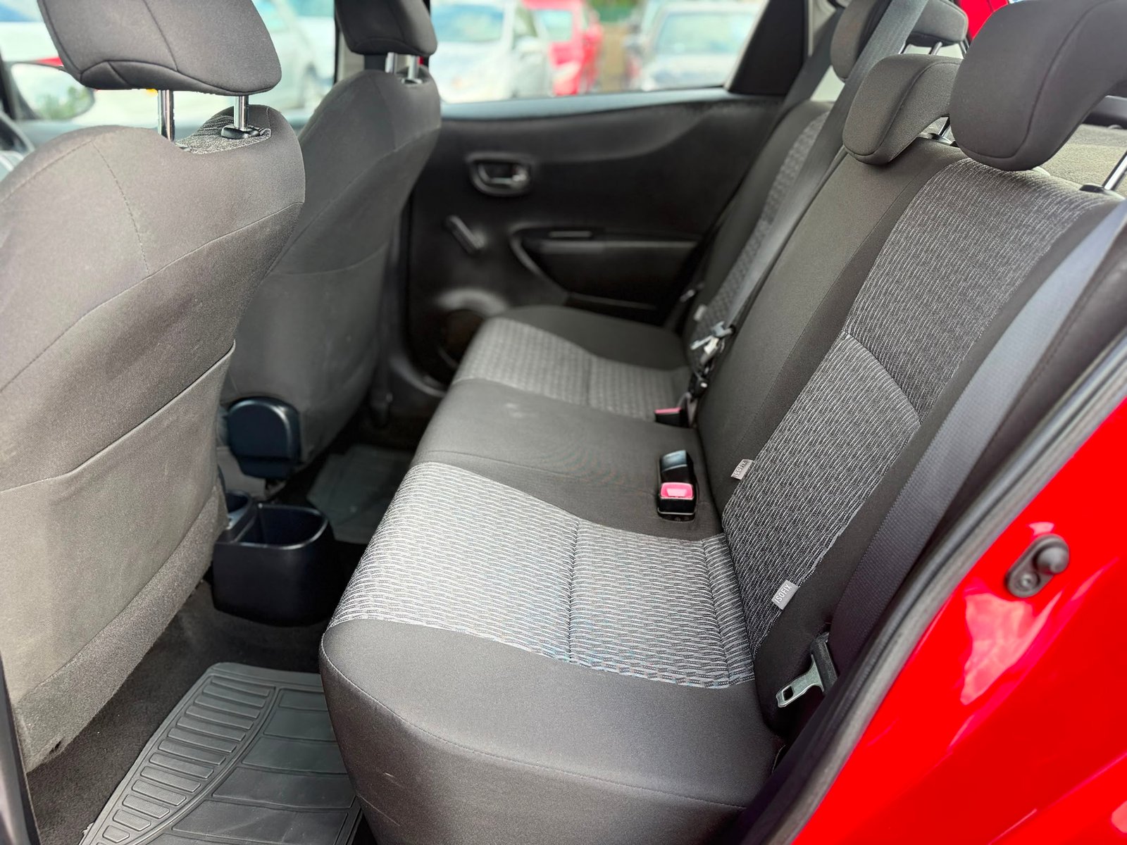 Toyota Yaris TR-2013