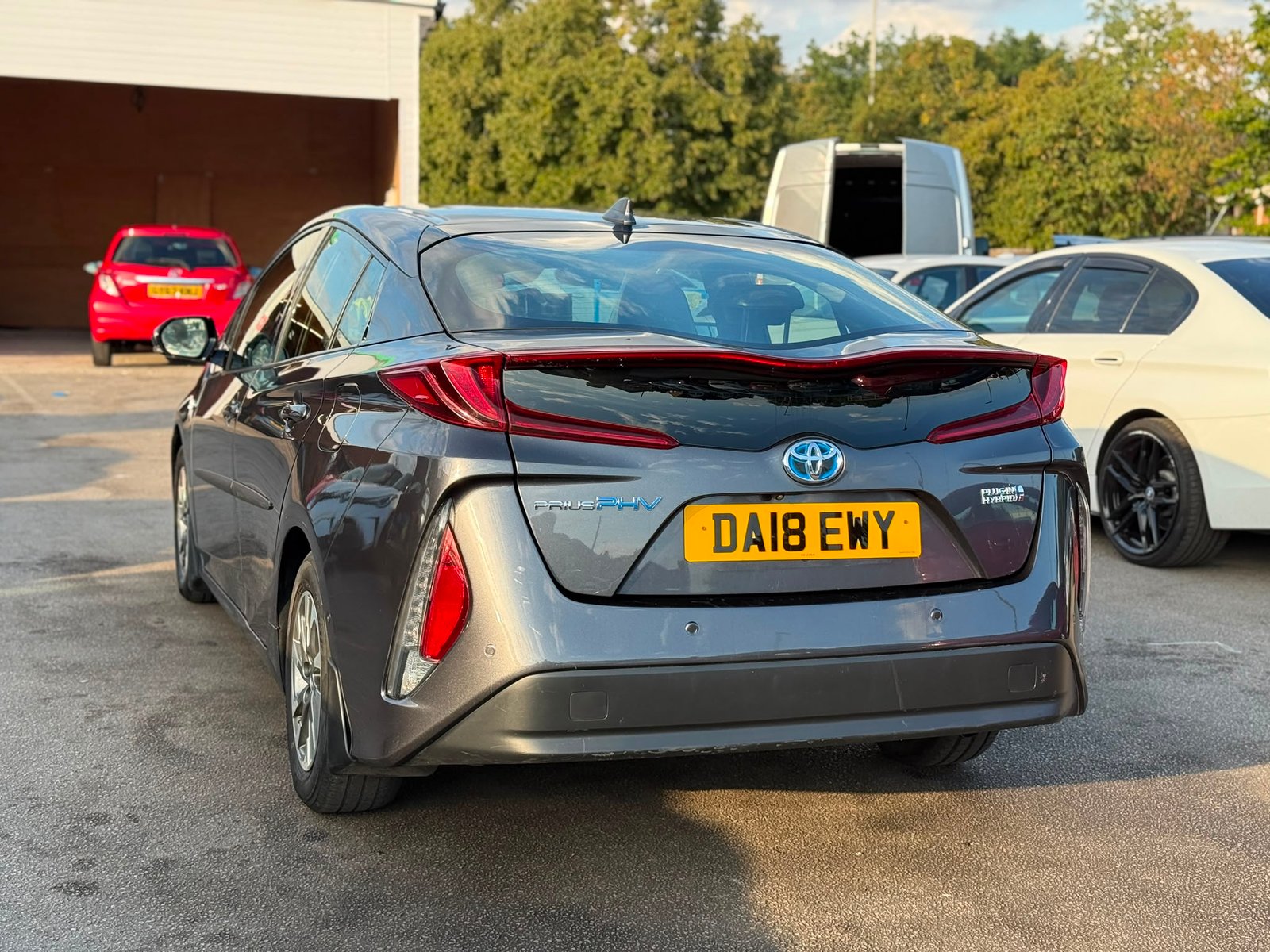 Toyota Prius Excel-2018