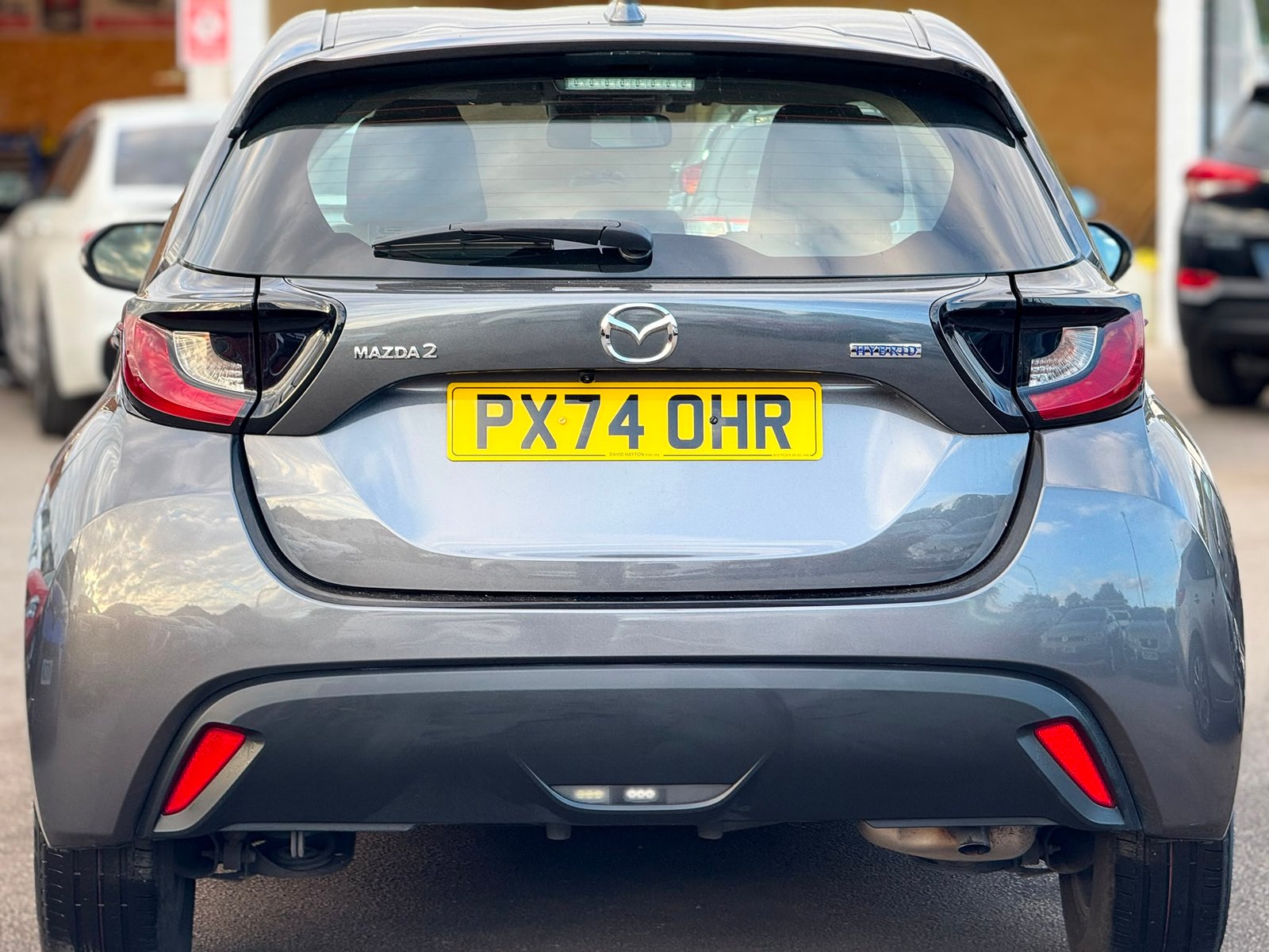 Mazda2 HYBRID Centre-Line (2024)