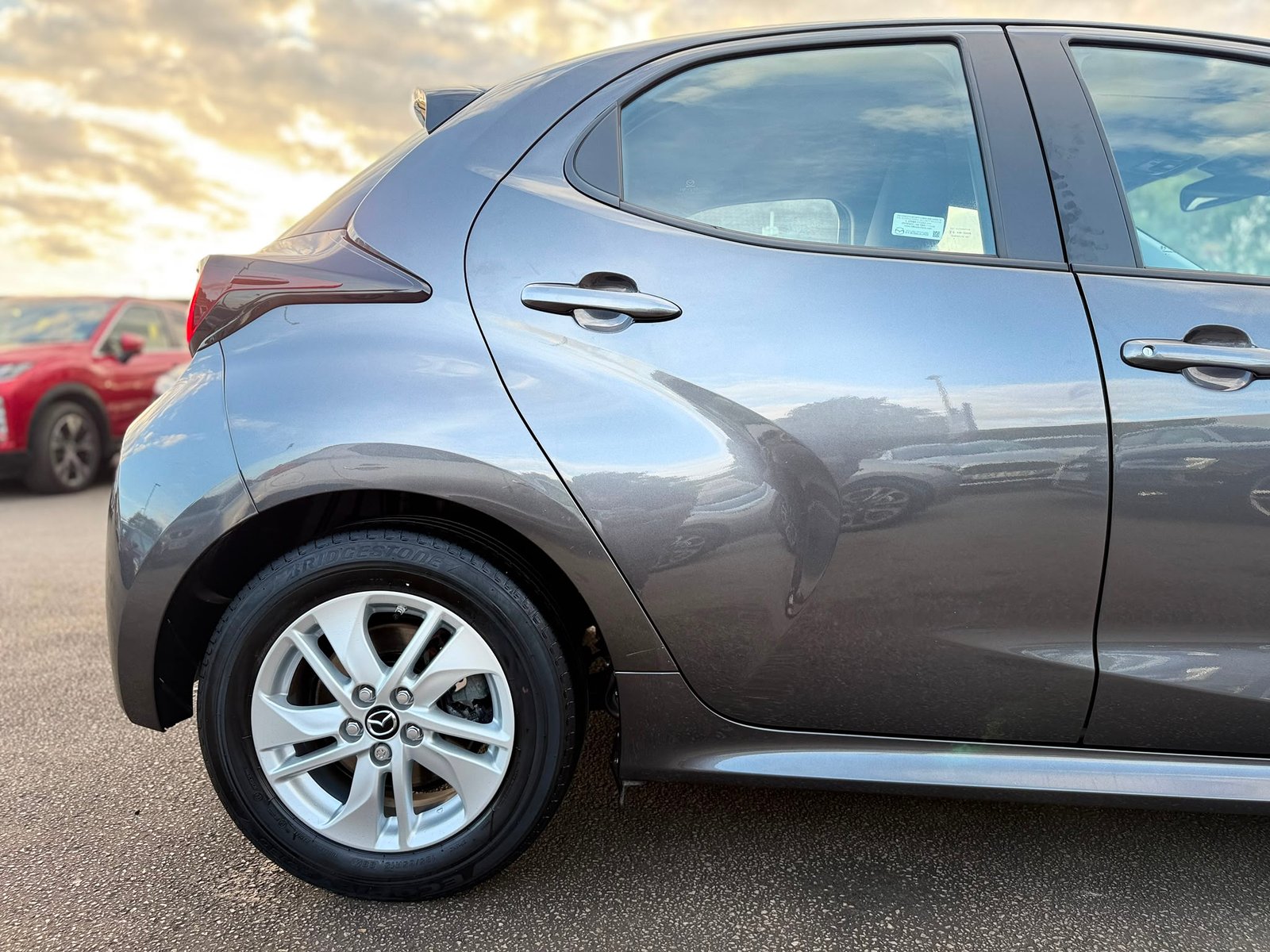 Mazda2 HYBRID Centre-Line (2024)