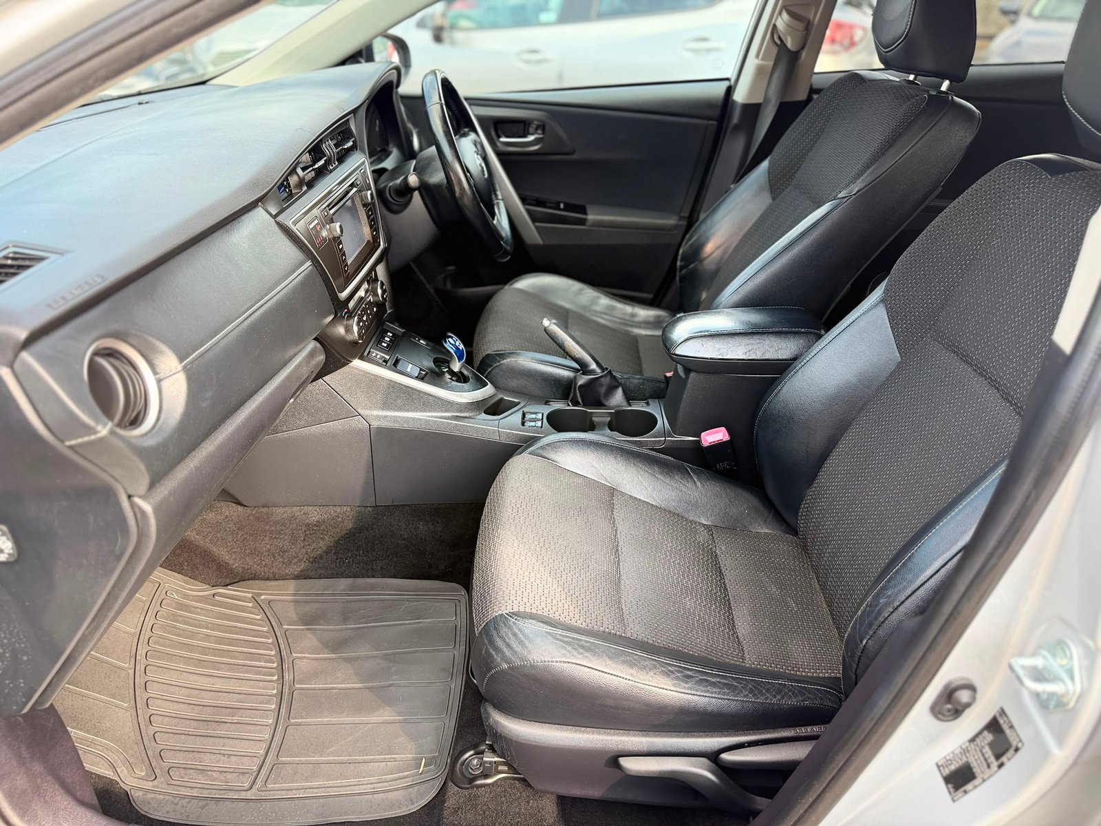Toyota Auris Excel-2014