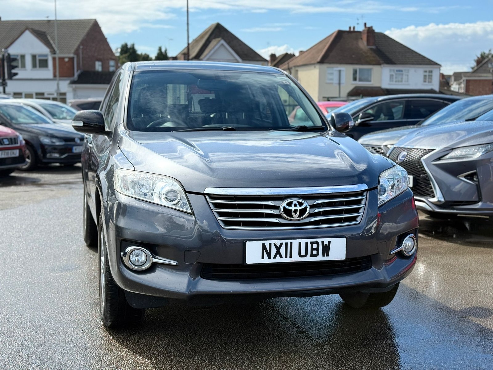 Toyota RAV4 XT-R-2011
