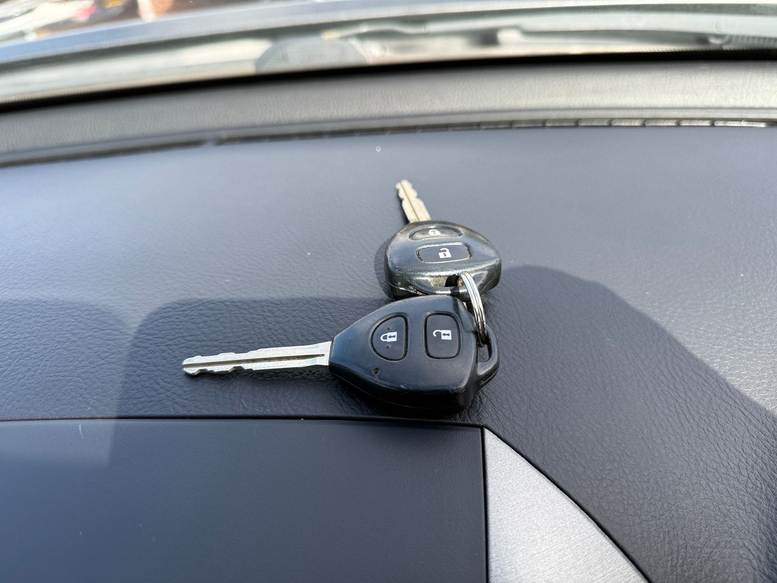 Toyota RAV4 XT-R-2011