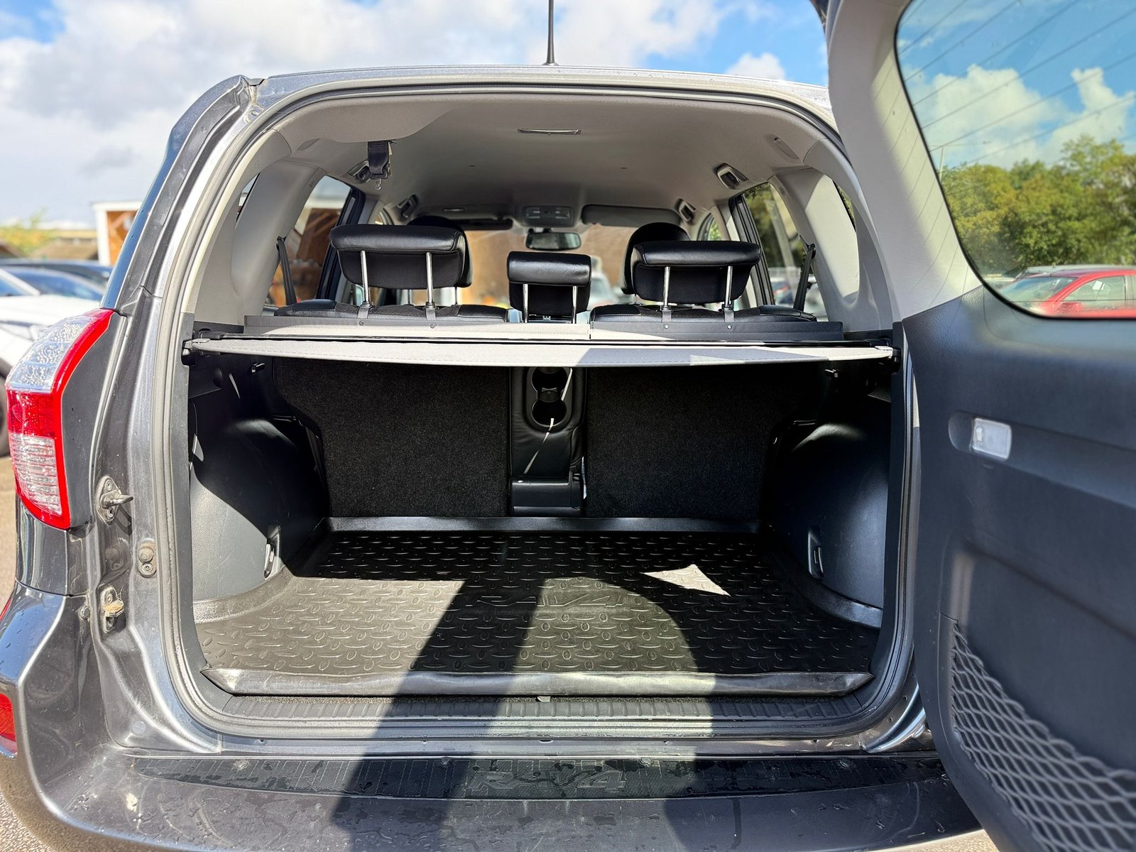 Toyota RAV4 XT-R 2011