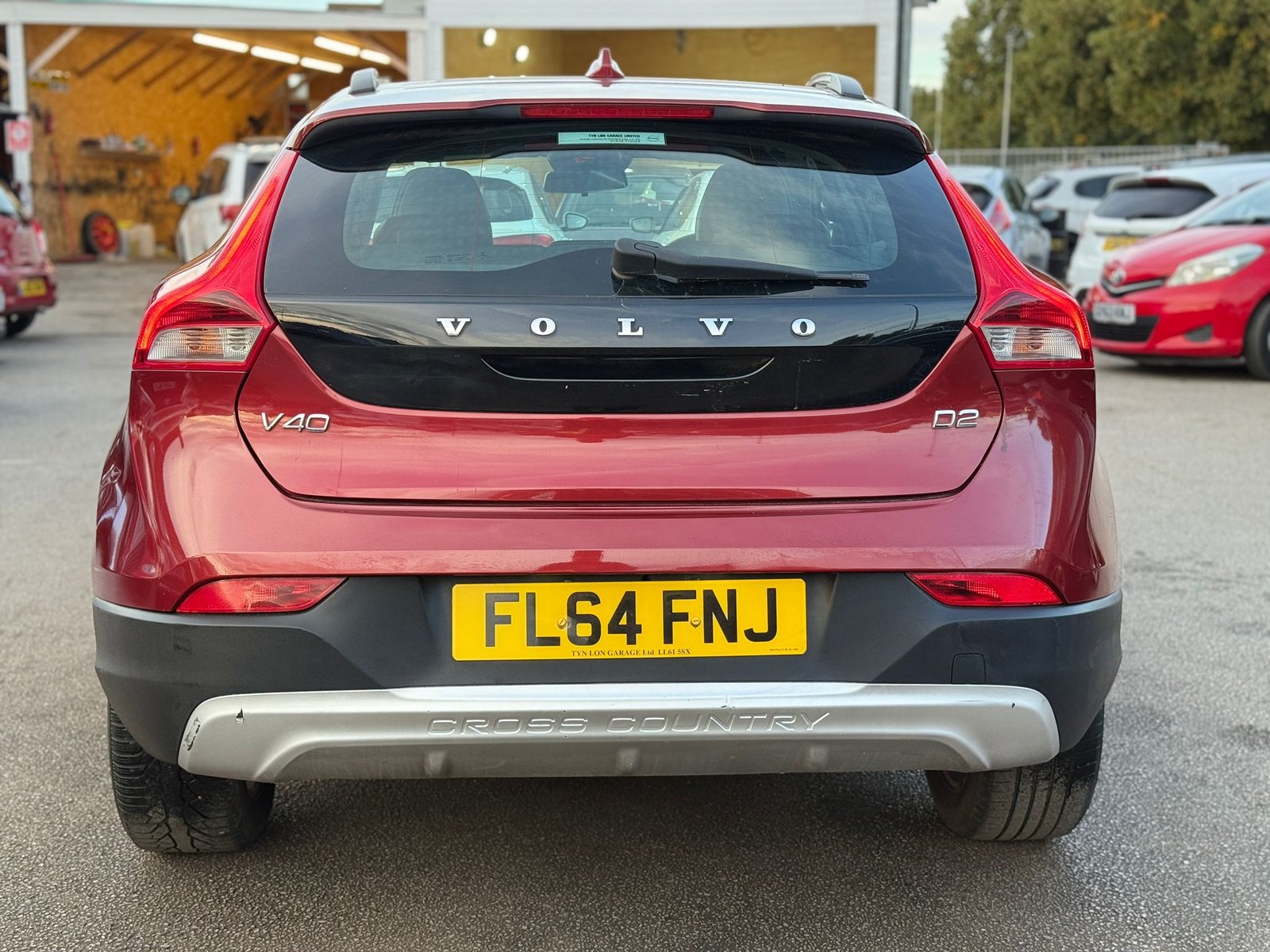 Volvo V40 Cross Country Lux-2014