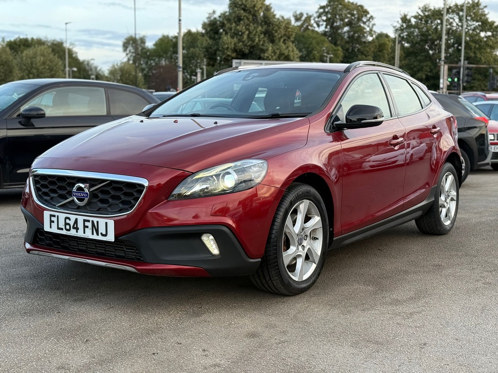 Volvo V40 Cross Country Lux-2014