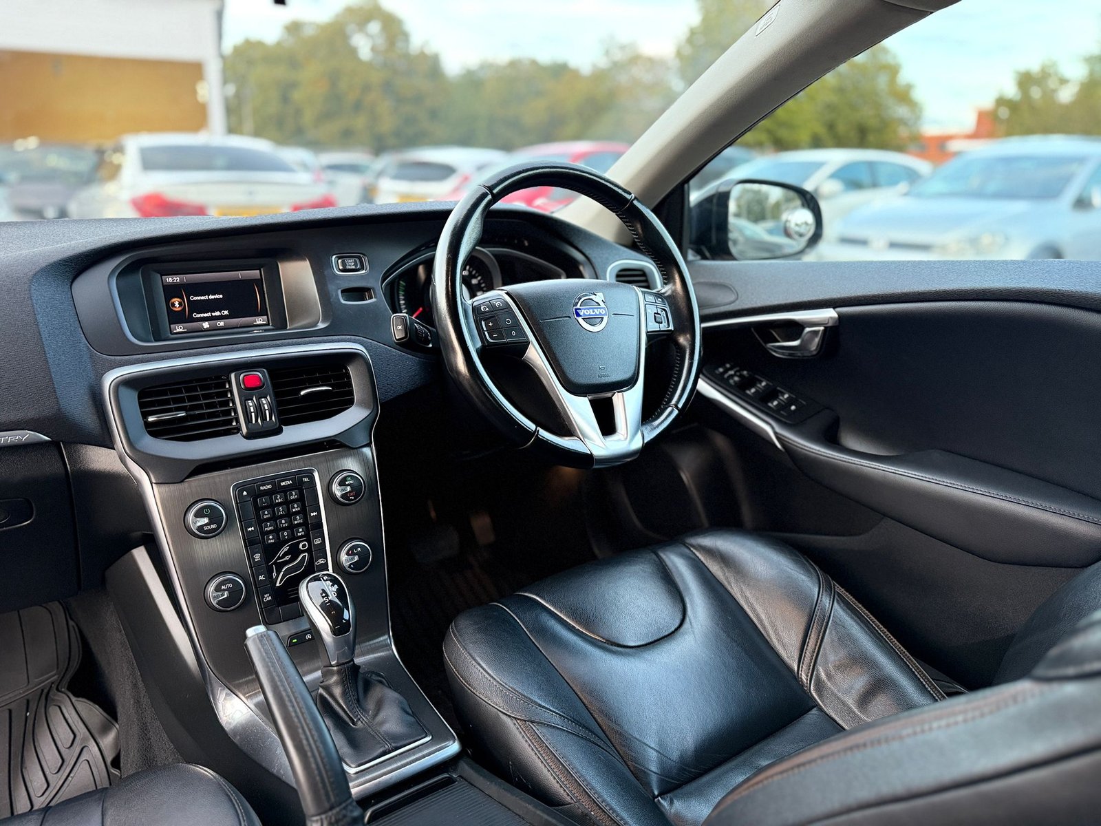 Volvo V40 Cross Country Lux-2014