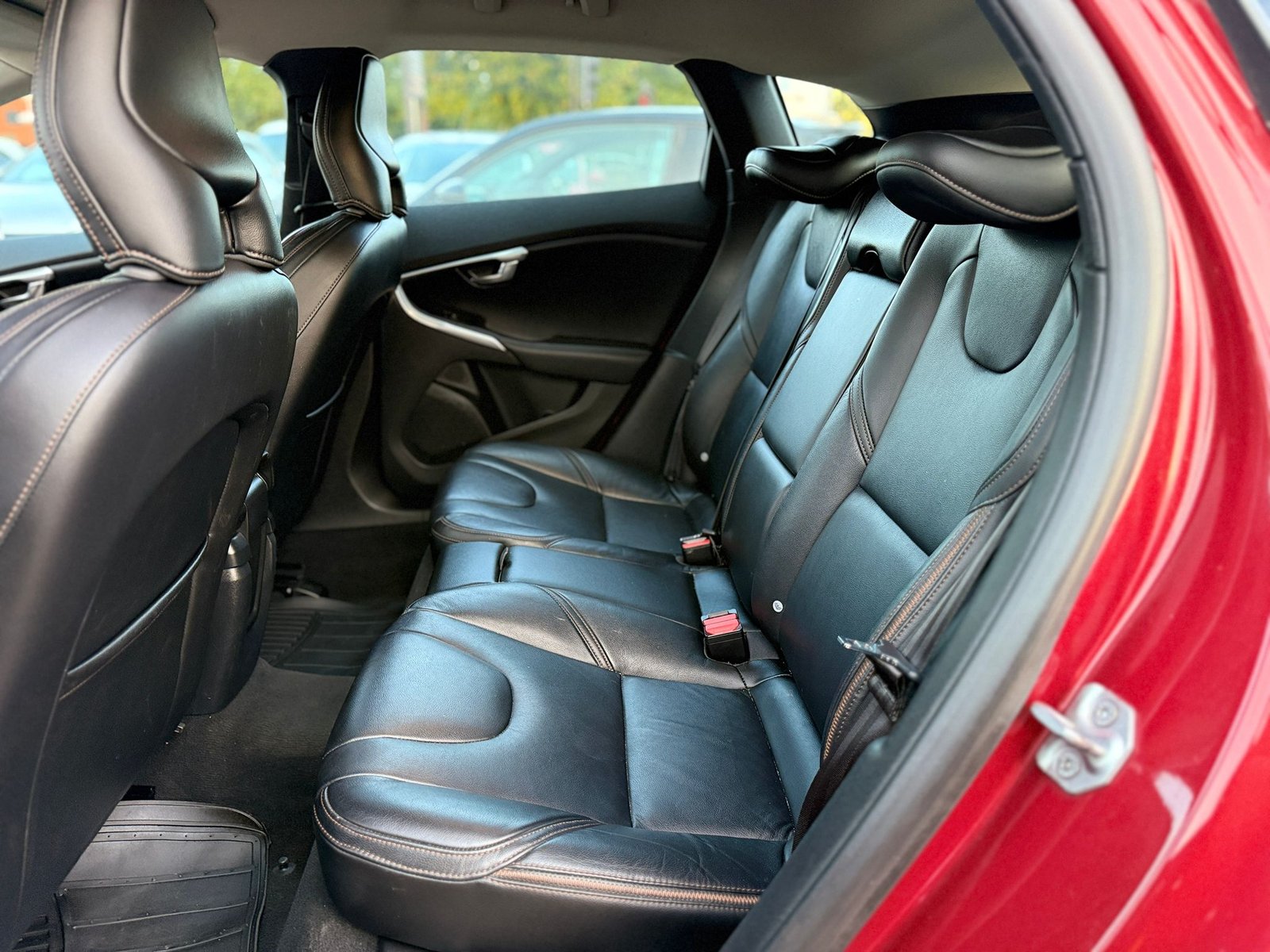 Volvo V40 Cross Country Lux 2014