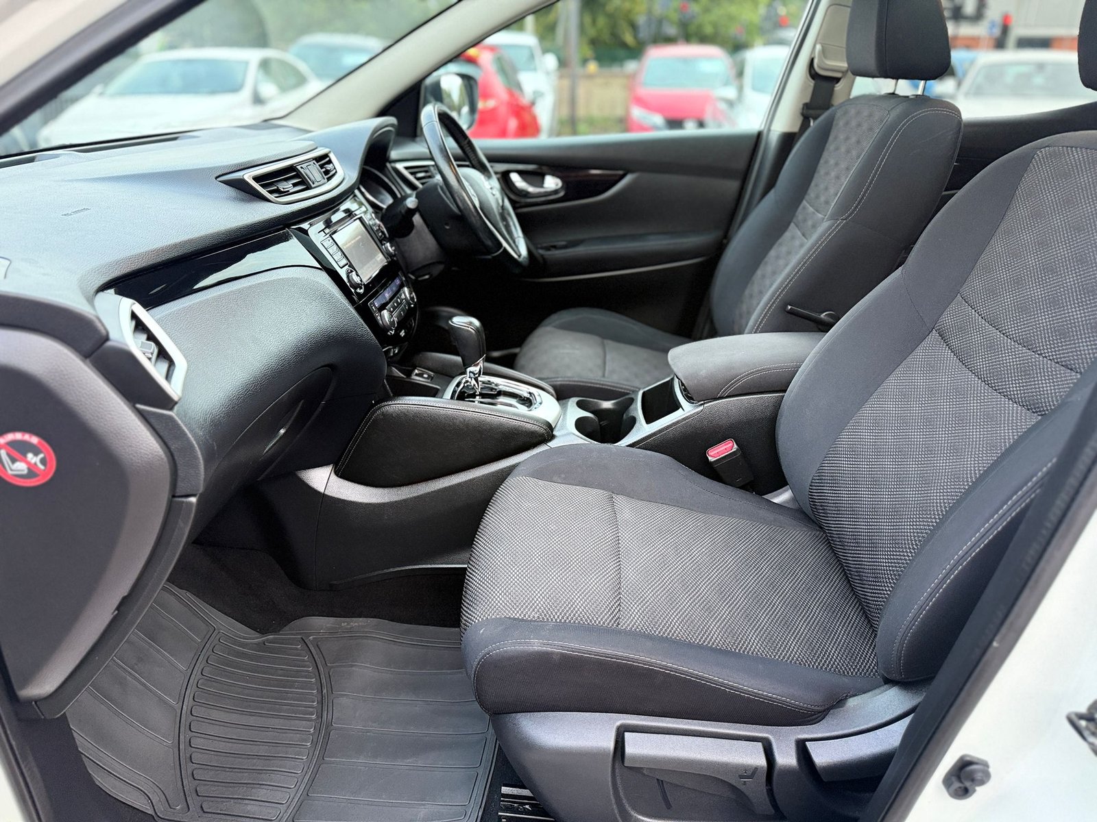 Nissan Qashqai Acenta Premium-2014