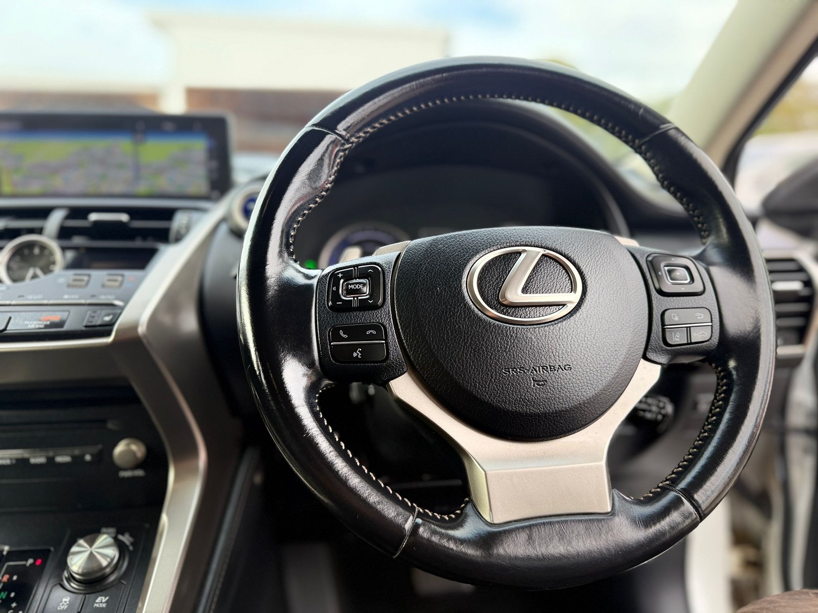 Lexus NX Luxury-2018