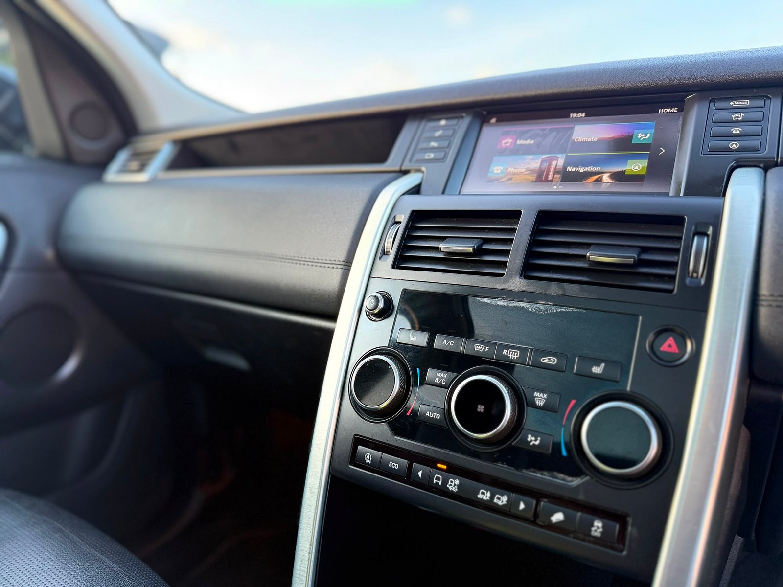 Land Rover Discovery Sport HSE Black-2018