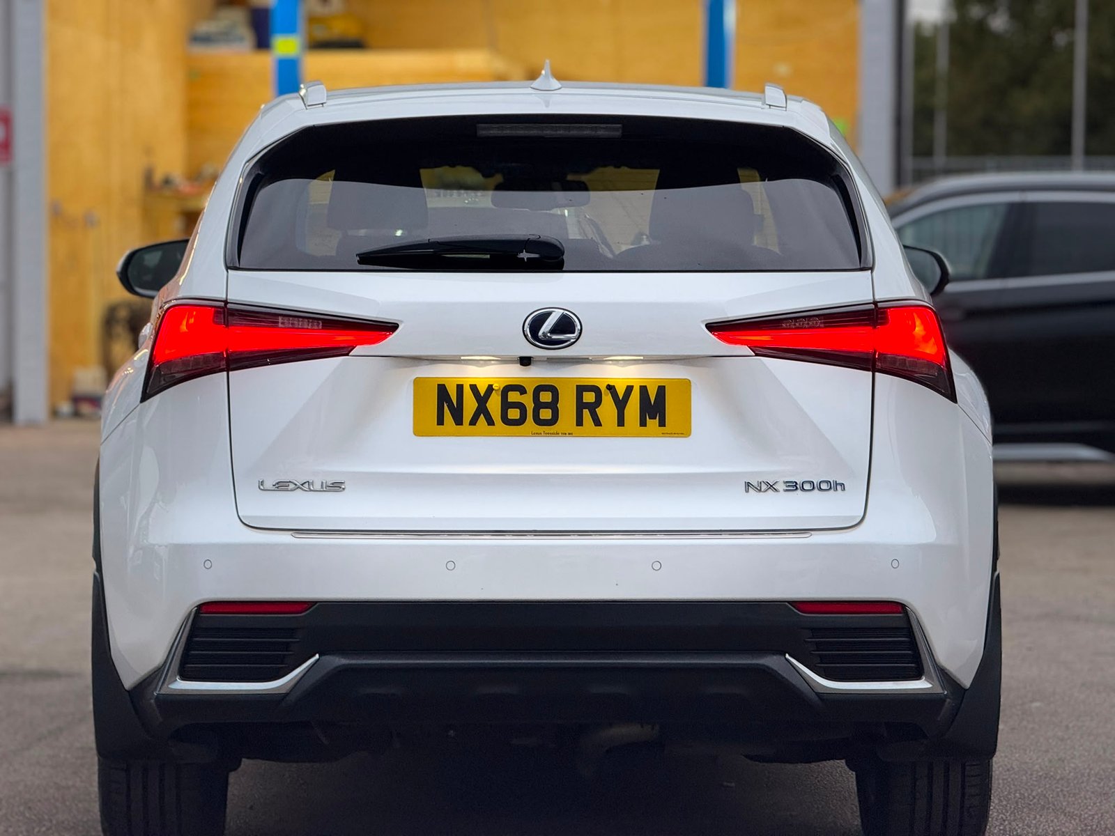 Lexus NX Luxury-2018