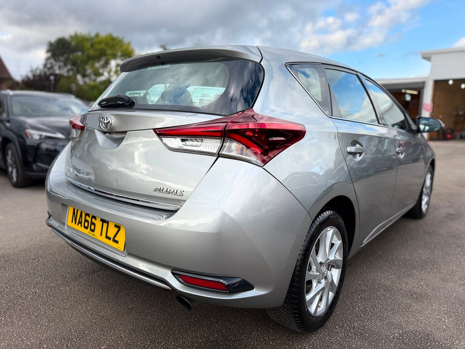 Toyota Auris Business Edition-2016
