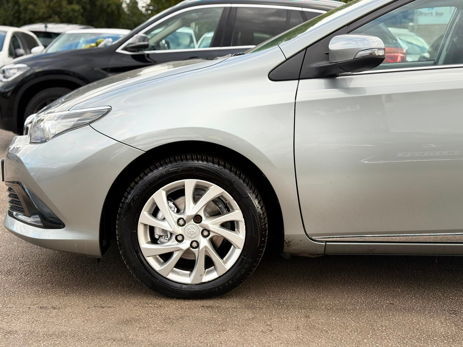 Toyota Auris Business Edition-2016