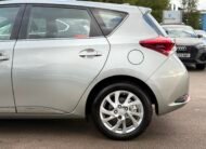 Toyota Auris Business Edition-2016