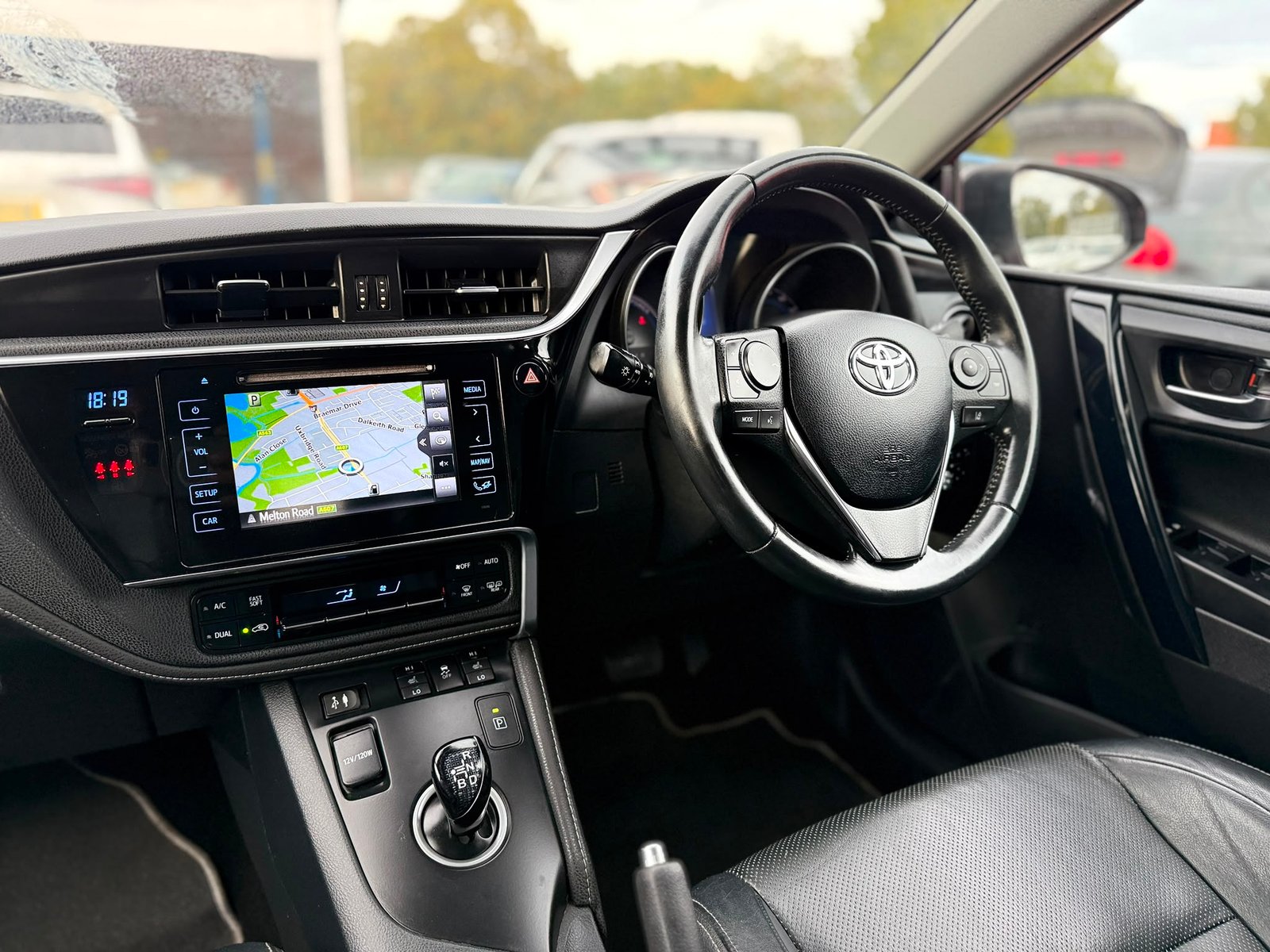 Toyota Auris Excel-2018