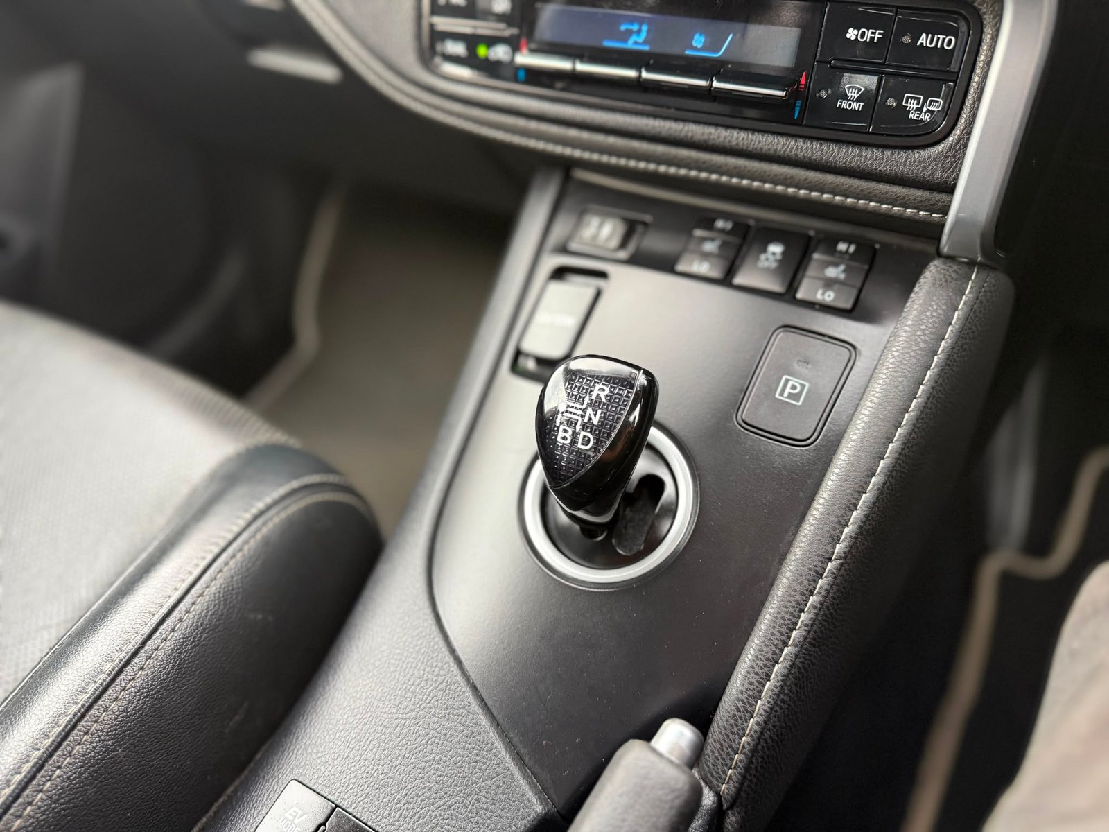 Toyota Auris Excel 2018