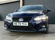 Lexus CT200H-2020