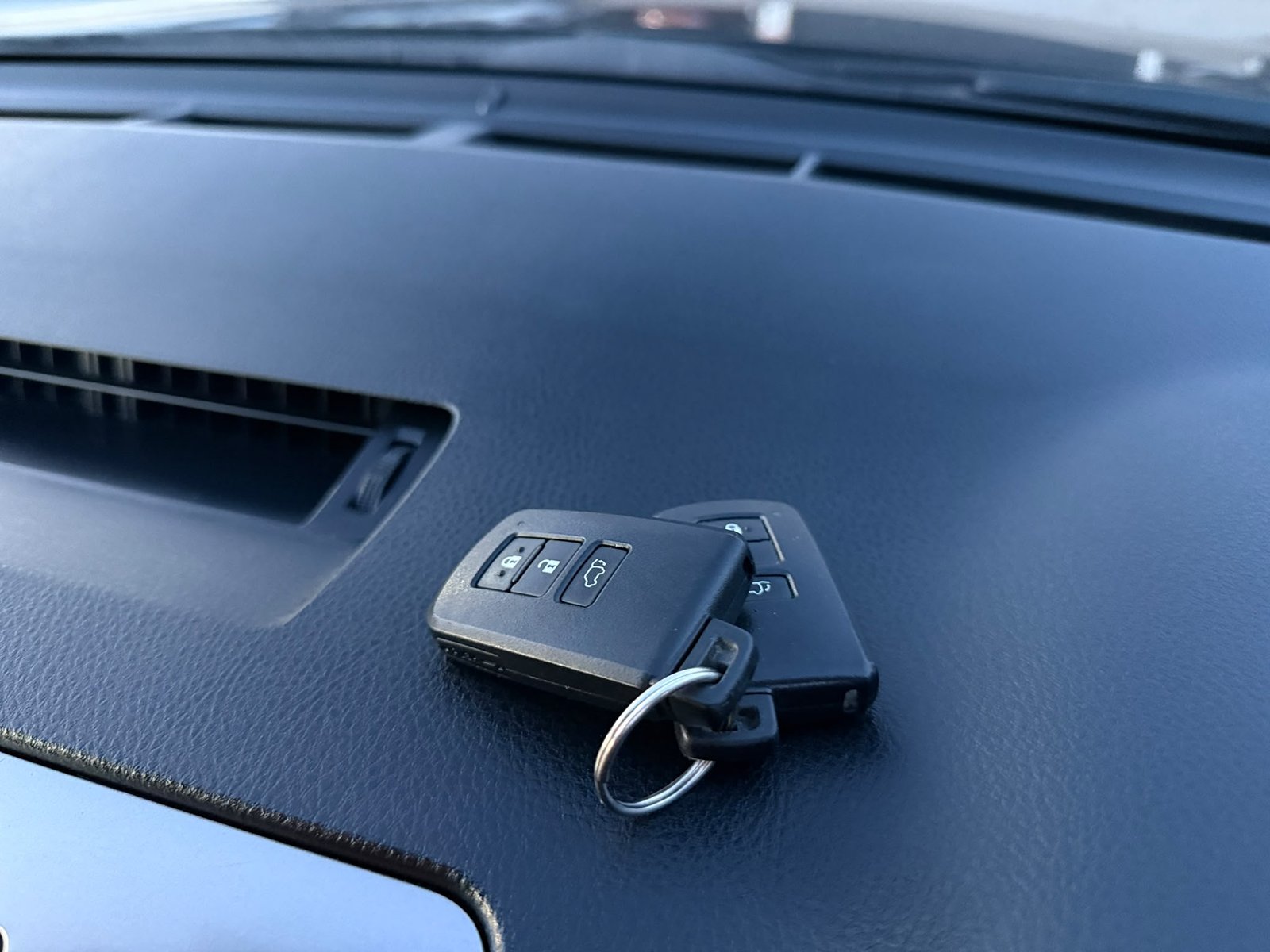 Toyota RAV4 Excel-2016
