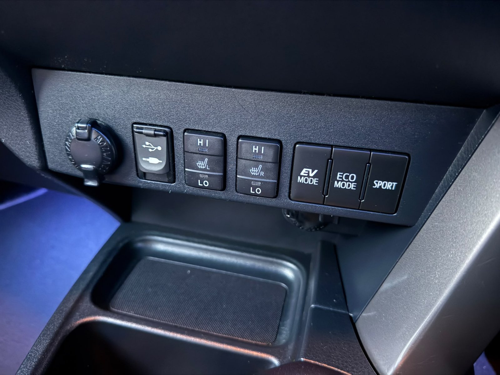 Toyota RAV4 Excel-2016