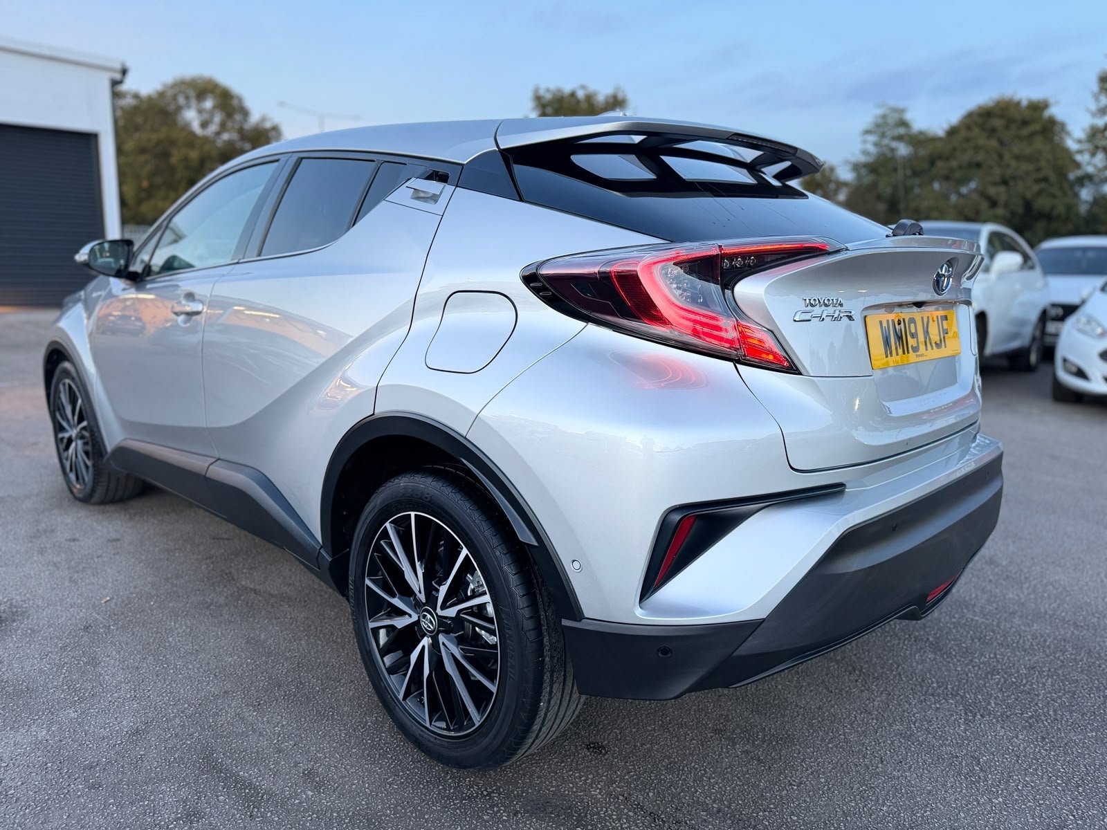 Toyota C-HR Excel-2019