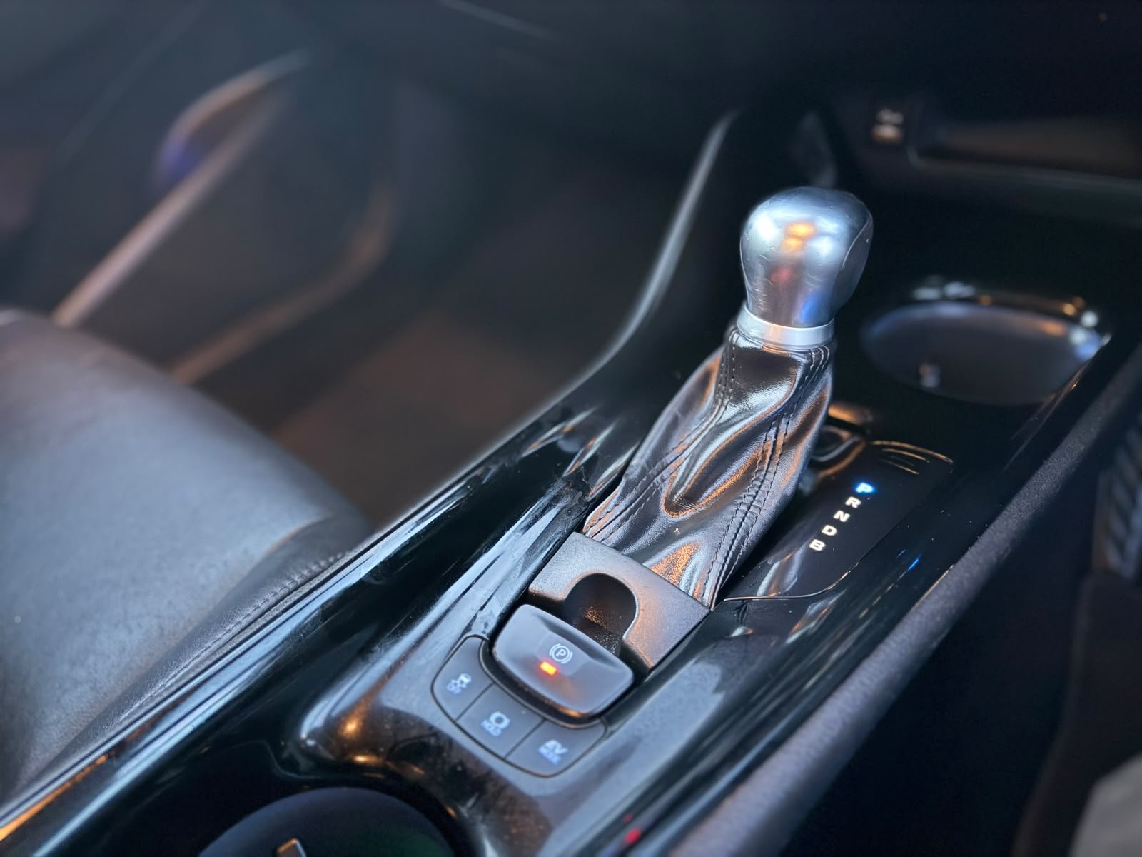 Toyota C-HR Excel-2019