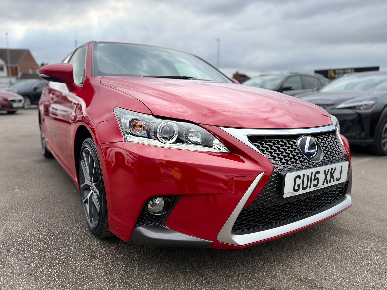 Lexus F Sport-2015