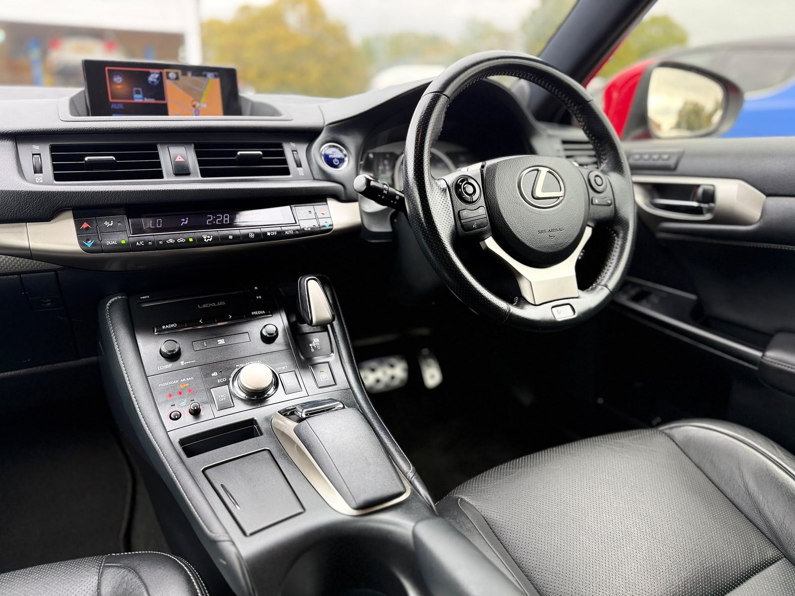 Lexus F Sport-2015