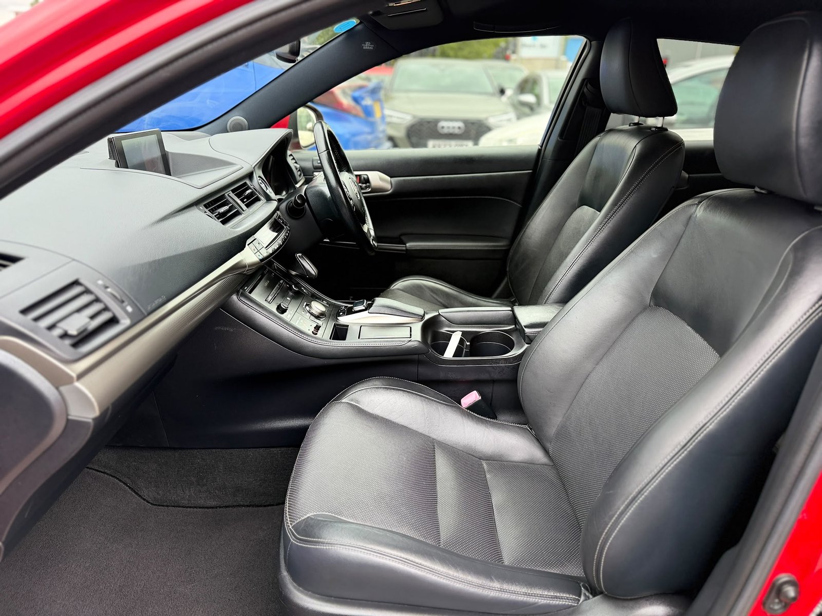 Lexus F Sport-2015