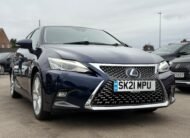 Lexus CT200H-2021
