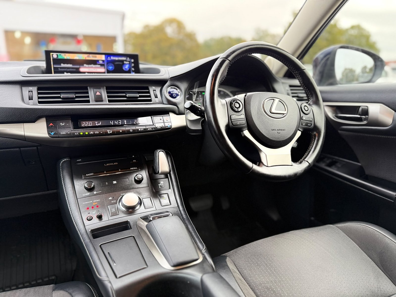 Lexus CT200H-2021