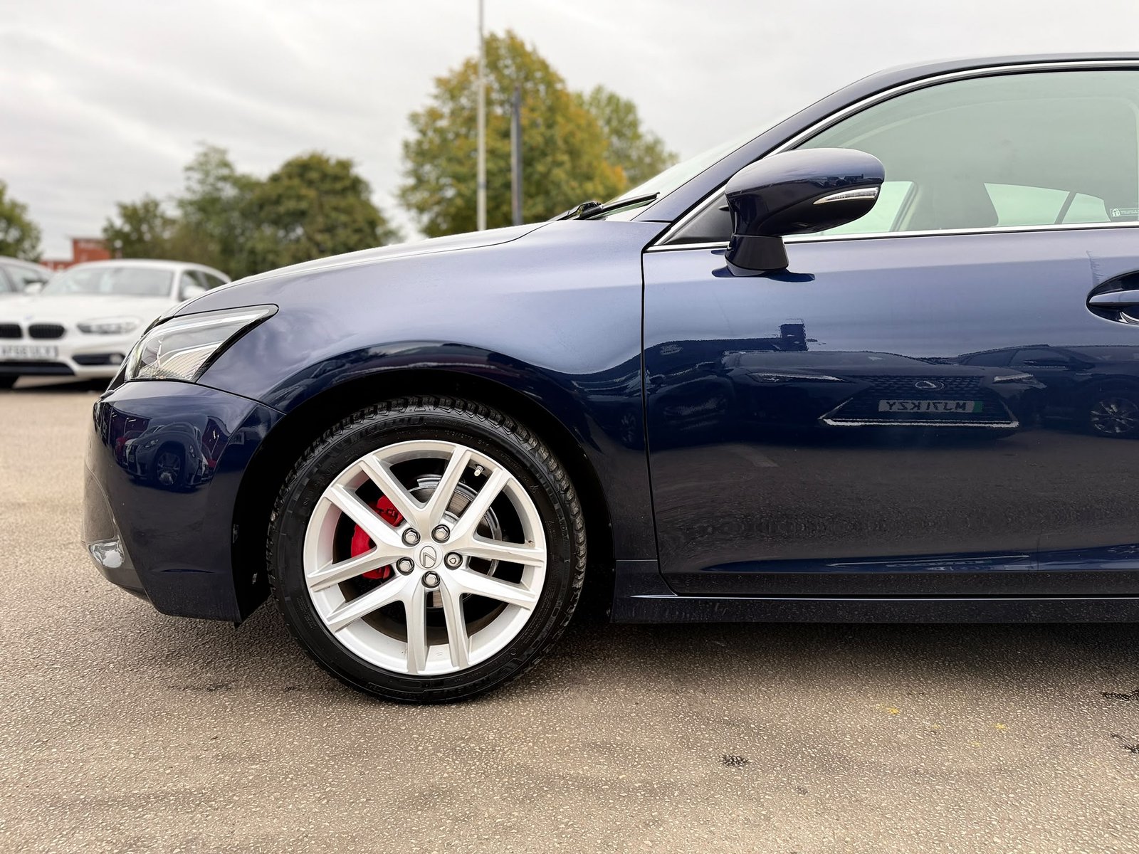 Lexus CT200H-2021