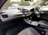 Lexus CT200H-2021