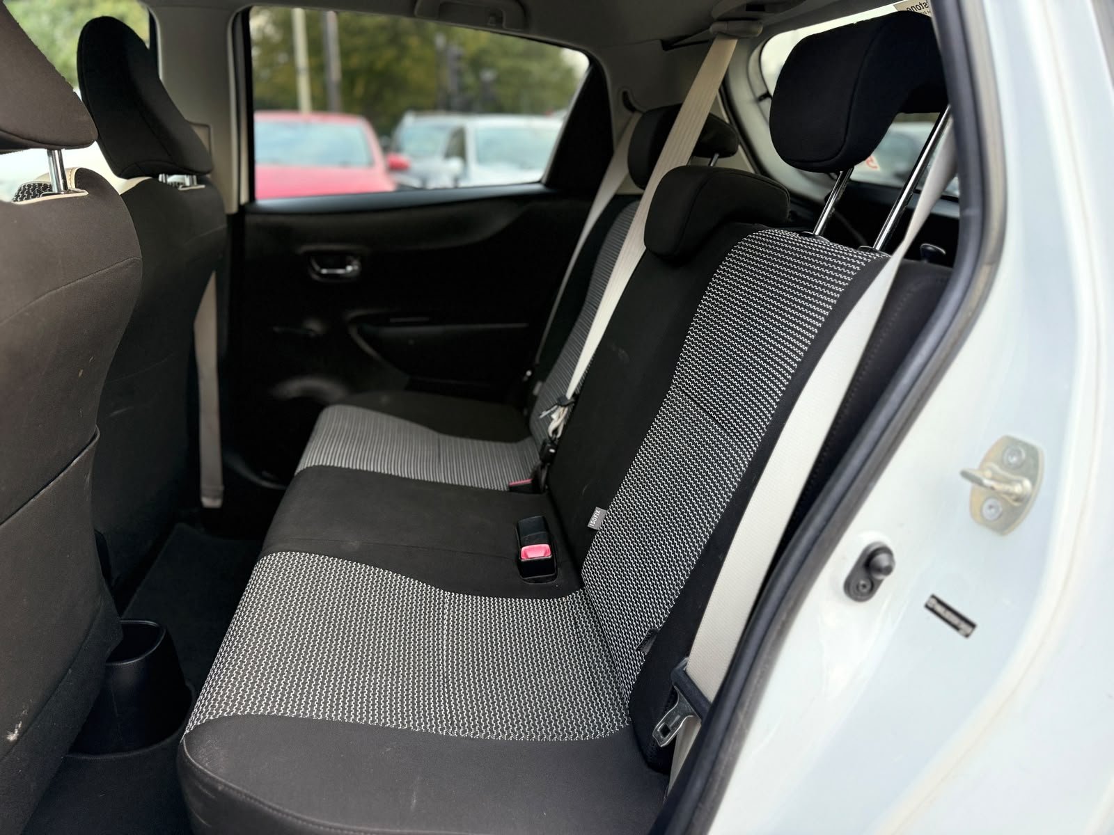 Toyota Yaris Trend-2013