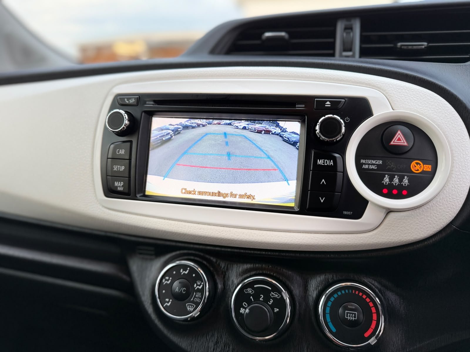 Toyota Yaris Trend-2013