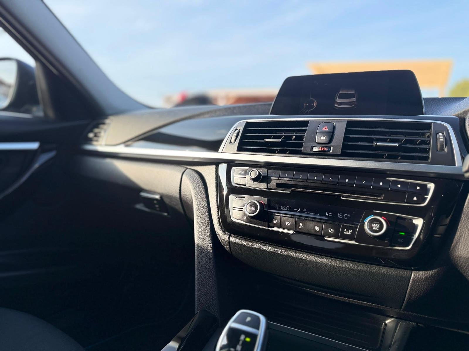 BMW 3 Series Sport-2017
