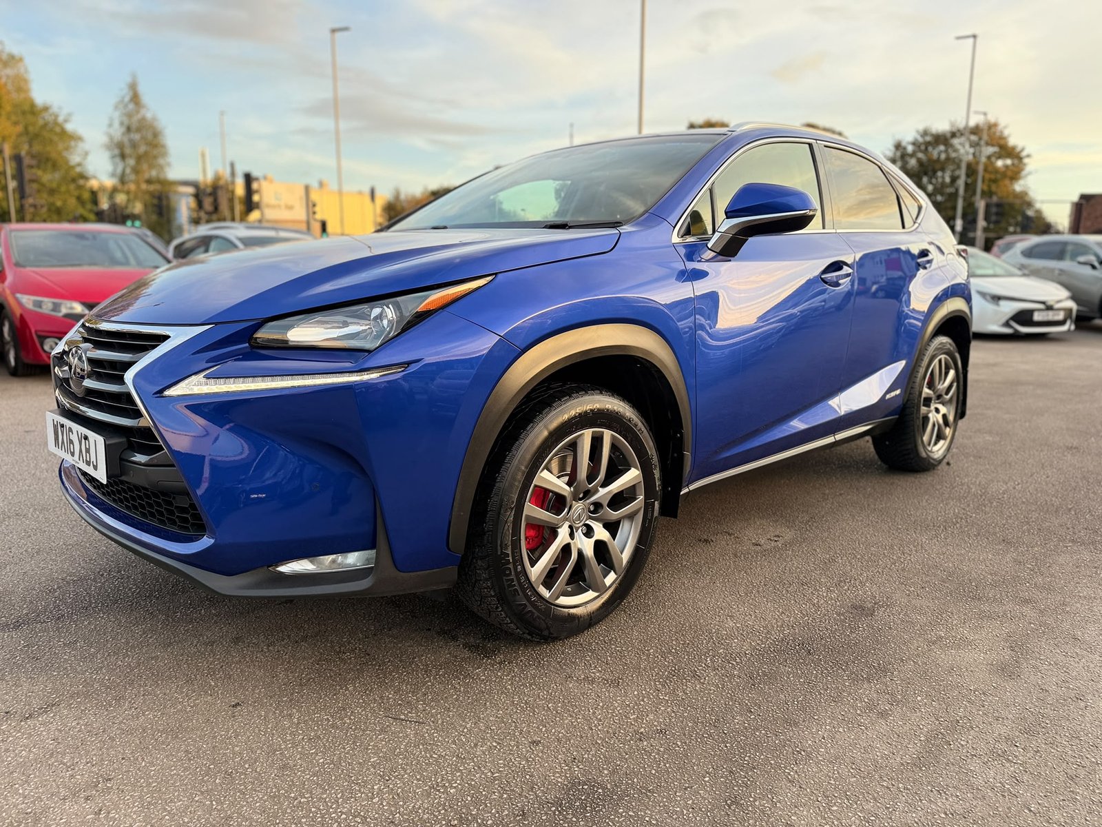 Lexus NX300H Luxury-2016