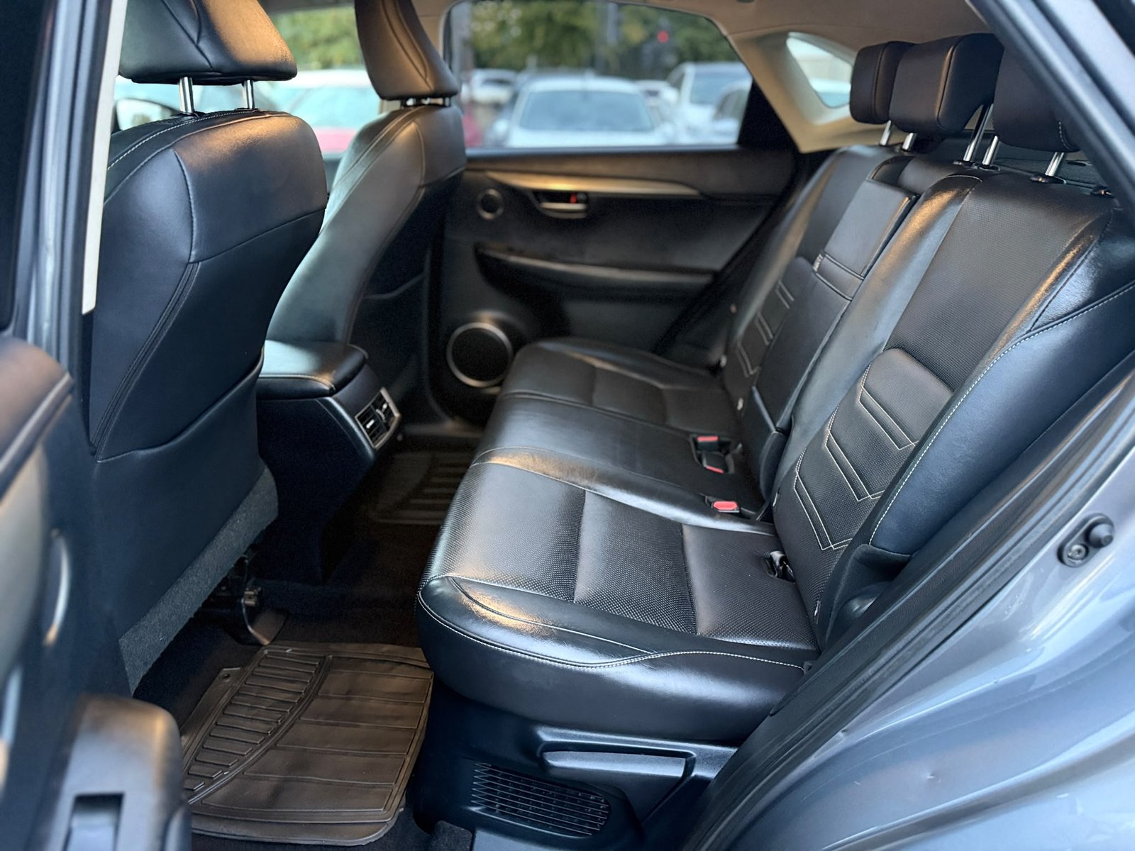 Lexus NX300H Luxury 2015