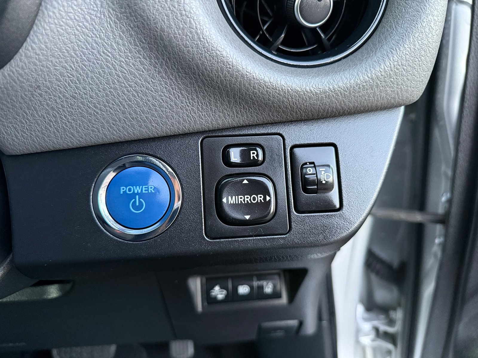 Toyota Yaris Icon Tech 2018